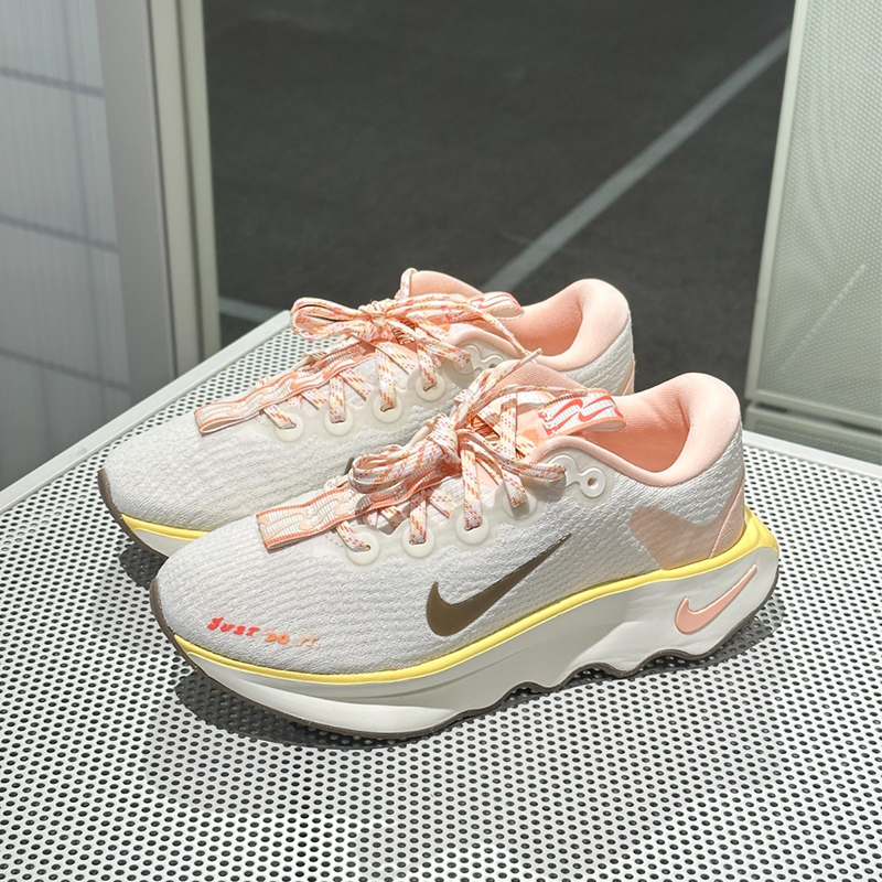 Nike耐克女款鞋子2025春季新款厚底软弹透气运动跑步鞋HV5988-121