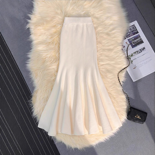 白色鱼尾针织半身裙女秋冬款包臀步步生莲半裙止步长裙小个子