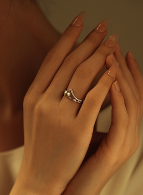 Dara/戴拉925银9-10mm灰色真多麻海水珍珠戒指时尚皇冠开口指环女