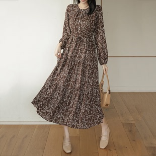 韩版大码女装春秋新单排扣碎花收腰中长款长袖连衣裙打底裙L-4XL