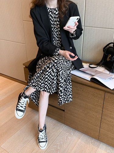 春季新款胖MM显瘦洋气圆领雪纺波点印花长袖中长款连衣裙女DRESS