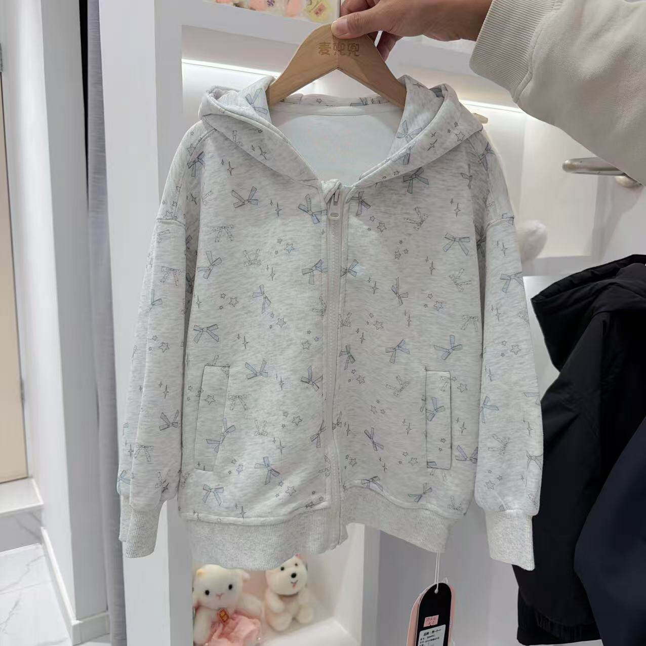 女童星星印花连帽开衫卫衣春秋新款休闲宽松百搭外套