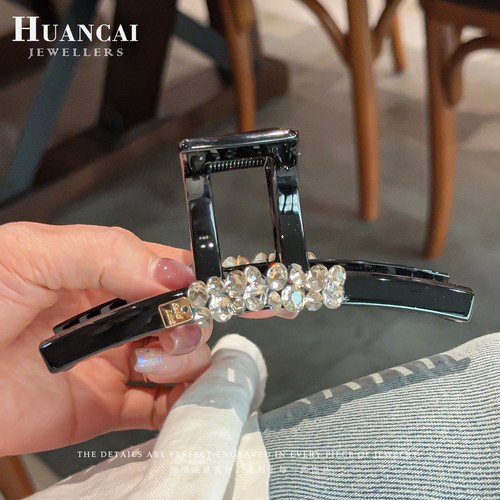 抓夹女高级感黑色方形大鲨鱼夹