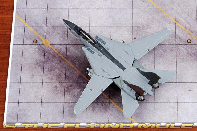 成品合金雄猫战斗机模型hogan