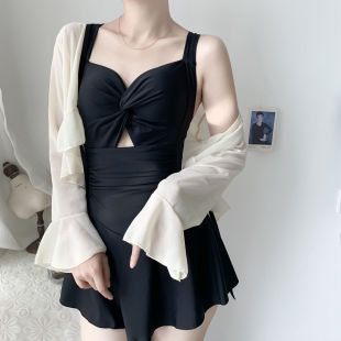 防晒两件游泳装 显瘦长袖 泡温泉遮肉保守连体裙式 武汉速递泳衣女款