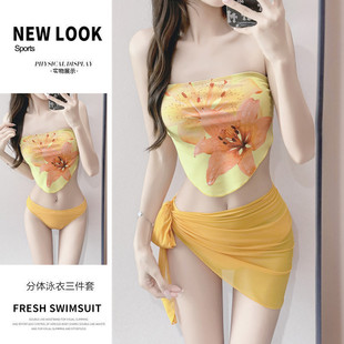休闲度假温泉bikini比基尼三件套游泳衣女纯欲肚兜抹胸分体泳衣