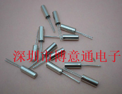 32768HZ 手机无源时钟晶振 32.768MHZ  32.768M  体积3X8