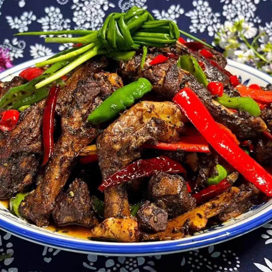 湖南怀化特产农家现炒血鸭家常鸭芷江鸭整只鸭袋装1500g顺丰包邮