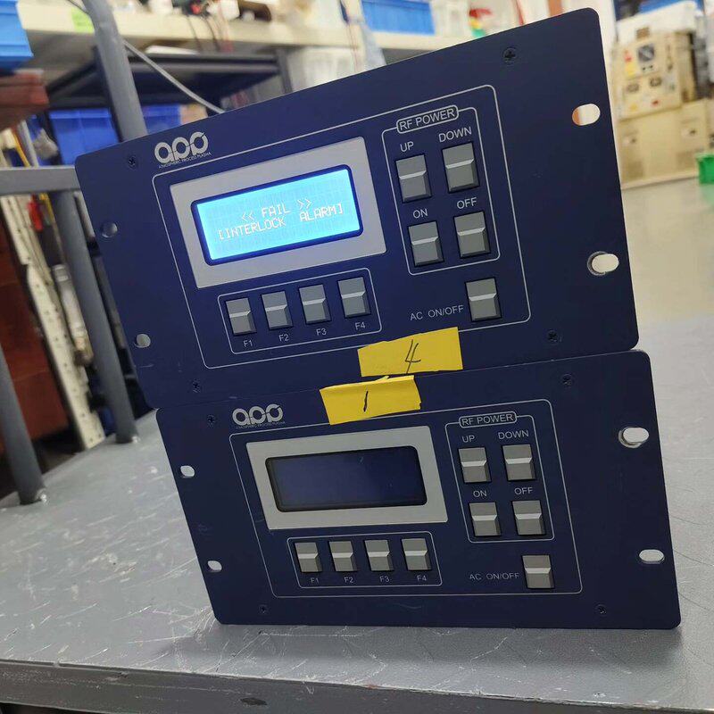 议价App射频电源型号:APG1306成色不错通电开机其可维修