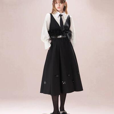 立体蝴蝶黑色亮片A字伞裙高级感