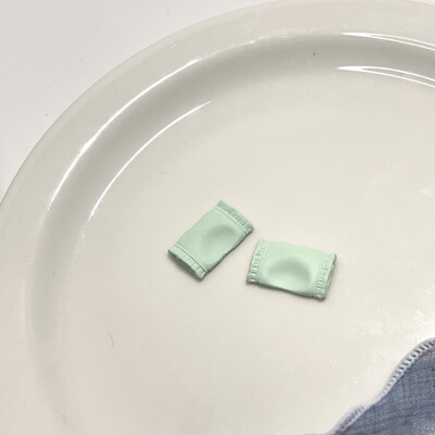 散货 蜡笔小新枕头DIY奶油胶手机壳手工摆台装饰物玩具配件食玩