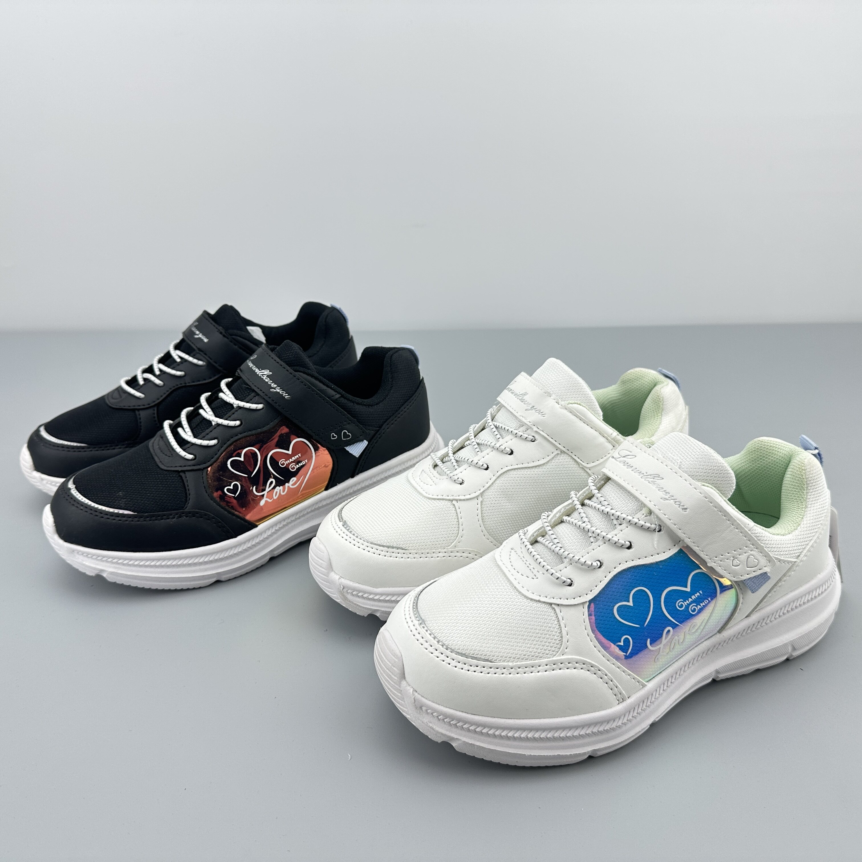 外贸原单出日本女童运动鞋春秋款轻便透气网面休闲鞋小学生跑步鞋