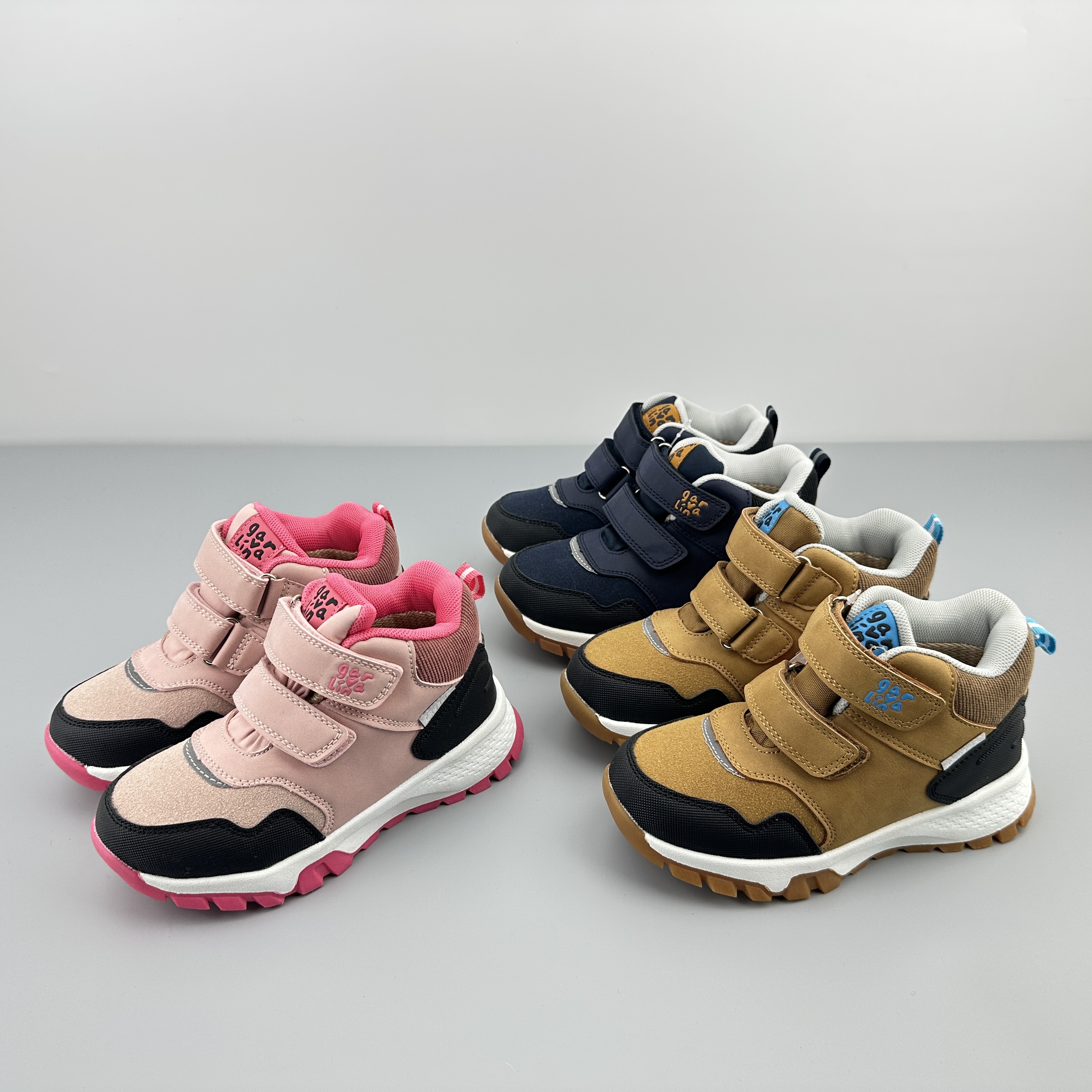 外贸原单出西班牙儿童户外运动鞋防水防滑秋冬款登山鞋保暖徒步鞋