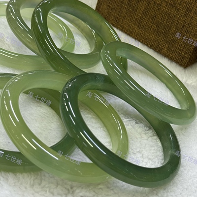 马.年货礼批发天然真岫玉手镯叮当特大口径全品 微瑕一物一图 52