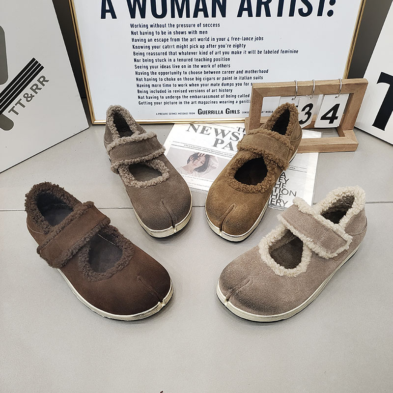 TTRR正品磨砂皮夹趾擦色做旧女鞋魔术贴薄绒平底休闲鞋2026秋冬款