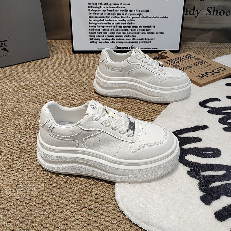 A68小白鞋超轻松糕吸模底女鞋2026春款圆头低帮绑带韩版运动学院