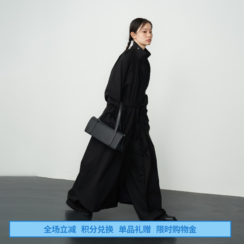 DOSORDONTS暗门襟褶皱风衣