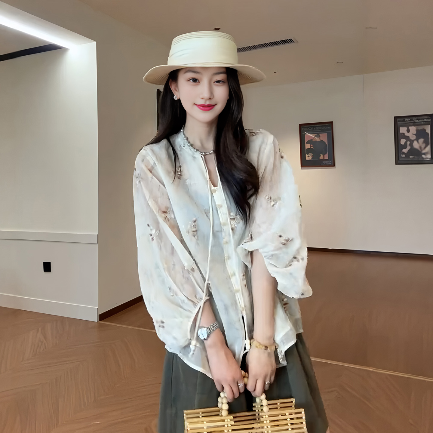 大码胖mm女装设计感薄款防晒七分袖衬衫夏季新款宽松显瘦气质上衣