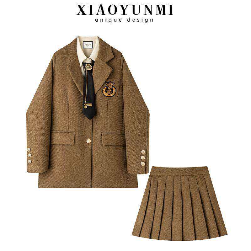 大码胖mm英伦风西装外套高腰半身裙女春季新款内搭翻领衬衫三件套,女装/女士精品,时尚套装,淘宝优惠券,粉丝福利购,淘宝优惠卷