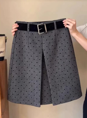 大码胖mm法式轻熟风灰色波点半身裙女秋冬季新款高腰开叉毛呢中裙
