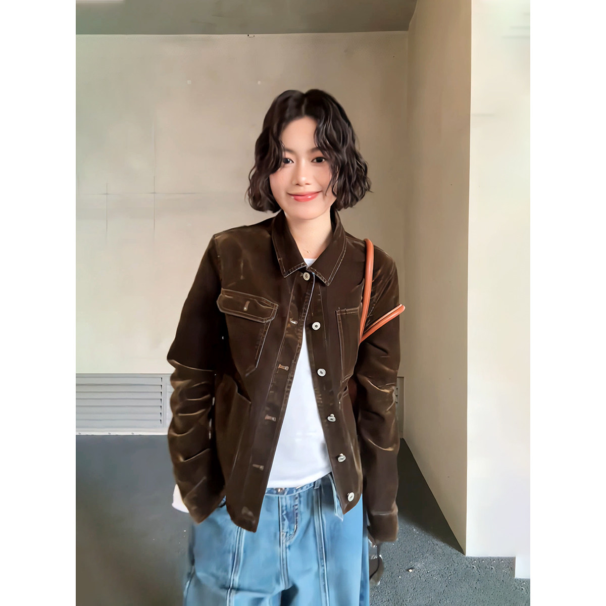 大码胖MM设计感翻领深棕色植绒短外套女秋季宽松休闲气质夹克上衣