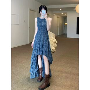 大码胖MM蓝色荷叶边碎花无袖背心连衣裙女夏季海边度假气质长裙子