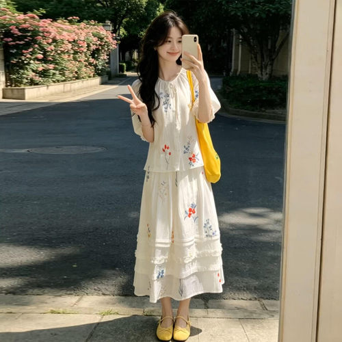 大码胖mm法式慵懒风碎花洋气上衣高腰A字半身裙夏季独特漂亮套装