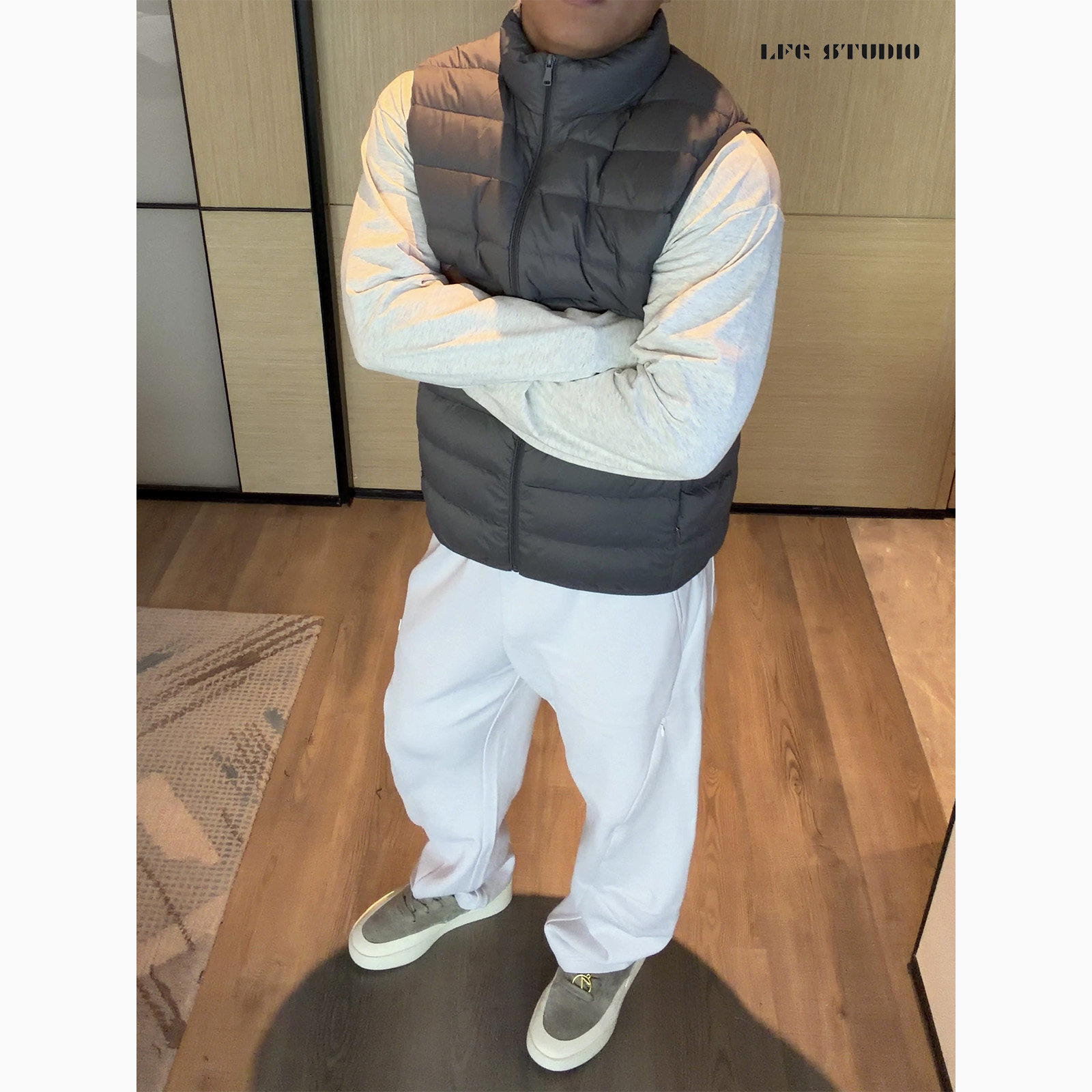 冬季轻量化90白鸭绒三防羽绒服