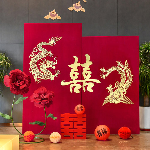 中式婚庆龙凤丝绒背景墙套装