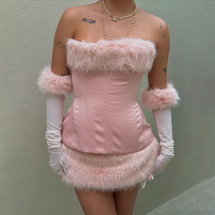 怪诞女孩 套毛绒半身裙三件套女 秋冬甜美粉色毛毛拼接抹胸上衣袖