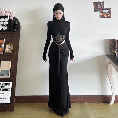 蕾丝拼接T恤包臀半身裙两件套女