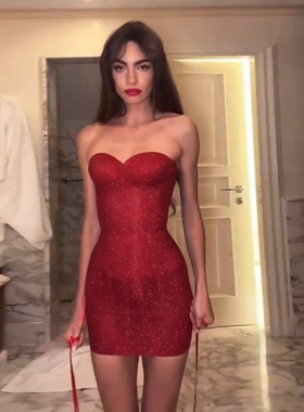 怪诞女孩 欧美辣妹风红色细闪抹胸连衣裙女 性感修身收腰包臀短裙