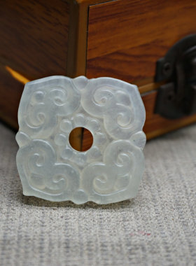 岫玉菱形如意花雕挂件吊坠双面镂空雕刻花开富贵璎珞汉服配件项坠