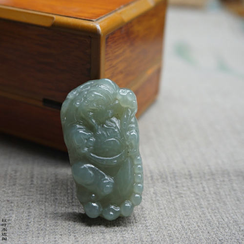 青白玉财神爷玉挂件男女款吊坠
