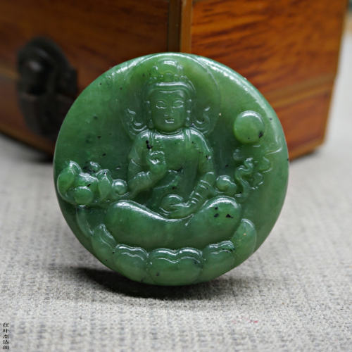 天然和田玉碧玉观音玉坠