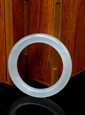 天然玉石玛瑙玉髓圆环 玉吊坠挂件 白色玉髓 圆圈玉佩玉璧