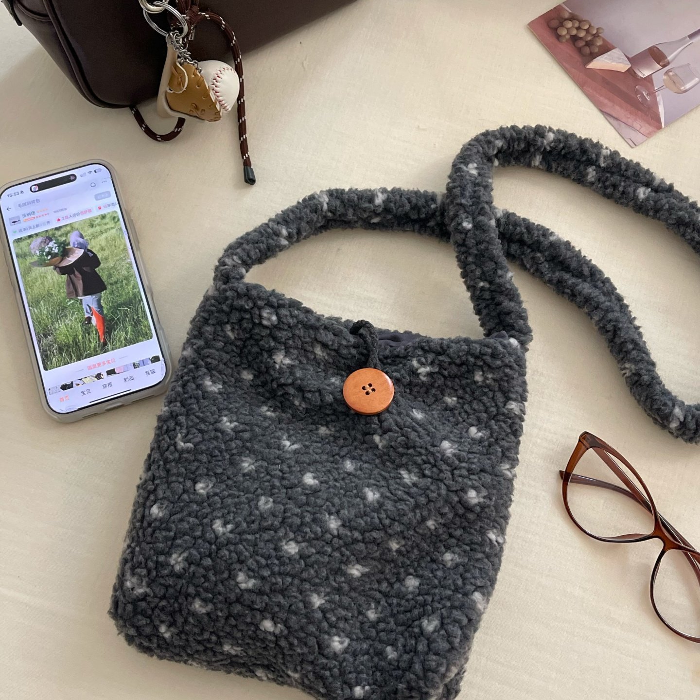 韩代ins博主款 复古纽扣灰色爱心波点毛绒绒羊羔毛小包单肩斜挎包
