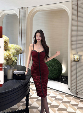 viola【天使王妃】摩洛哥王妃同款elis*fran8k勃艮第红连衣裙