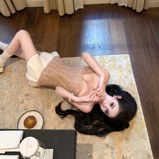 viola【6D塑形】 po*em+巨nb大扔吊带2.0卖了1k+件聚拢黑科技性感