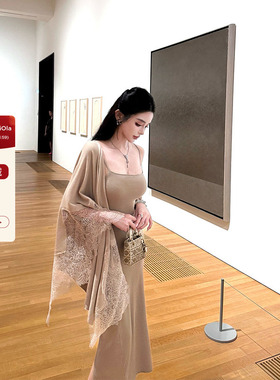 viola【蕾丝之王】Ermanno升级版3.0！卖了2k+条镇店纯欲披肩套装