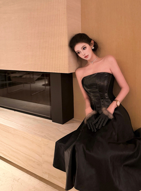 viola【美丽恶女】elsa*f 9K+超棒质感 鳄鱼纹鱼骨胸衣套装高级感