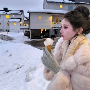 现货 viola【粉境贝贝狐】紫貂狐定染乳酪粉幼狐连帽外套皮草高级