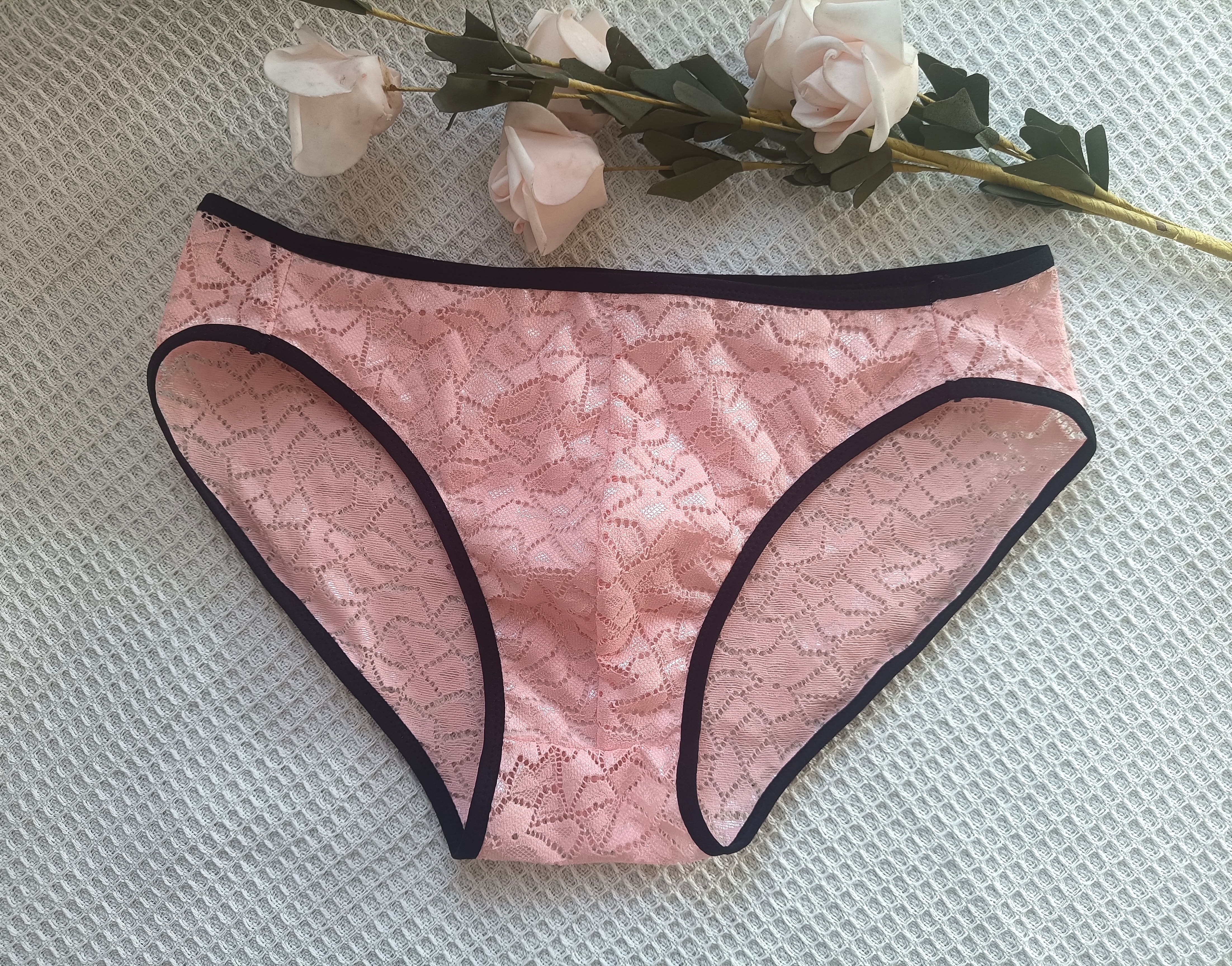 男士蕾丝三角裤亲肤透气舒适镂空蕾丝面料撞色性感爆款,女士内衣/男士内衣/家居服,男三角内裤,淘宝优惠券,粉丝福利购,淘宝优惠卷