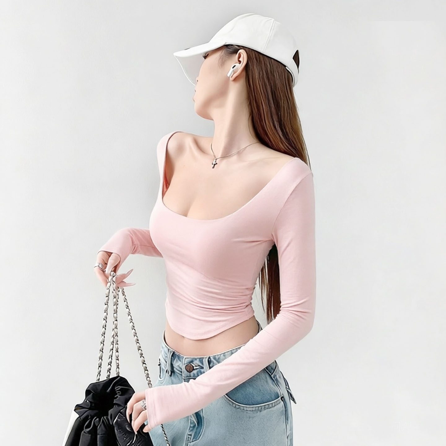 紧身薄款低胸U领设计感长袖T恤女图片