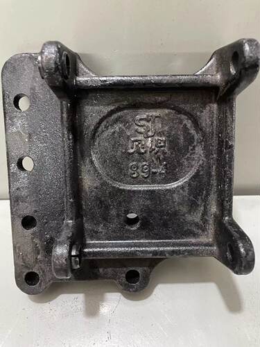 （89-4）云内4102 国四 YN33CRD1 汽车空调支架
