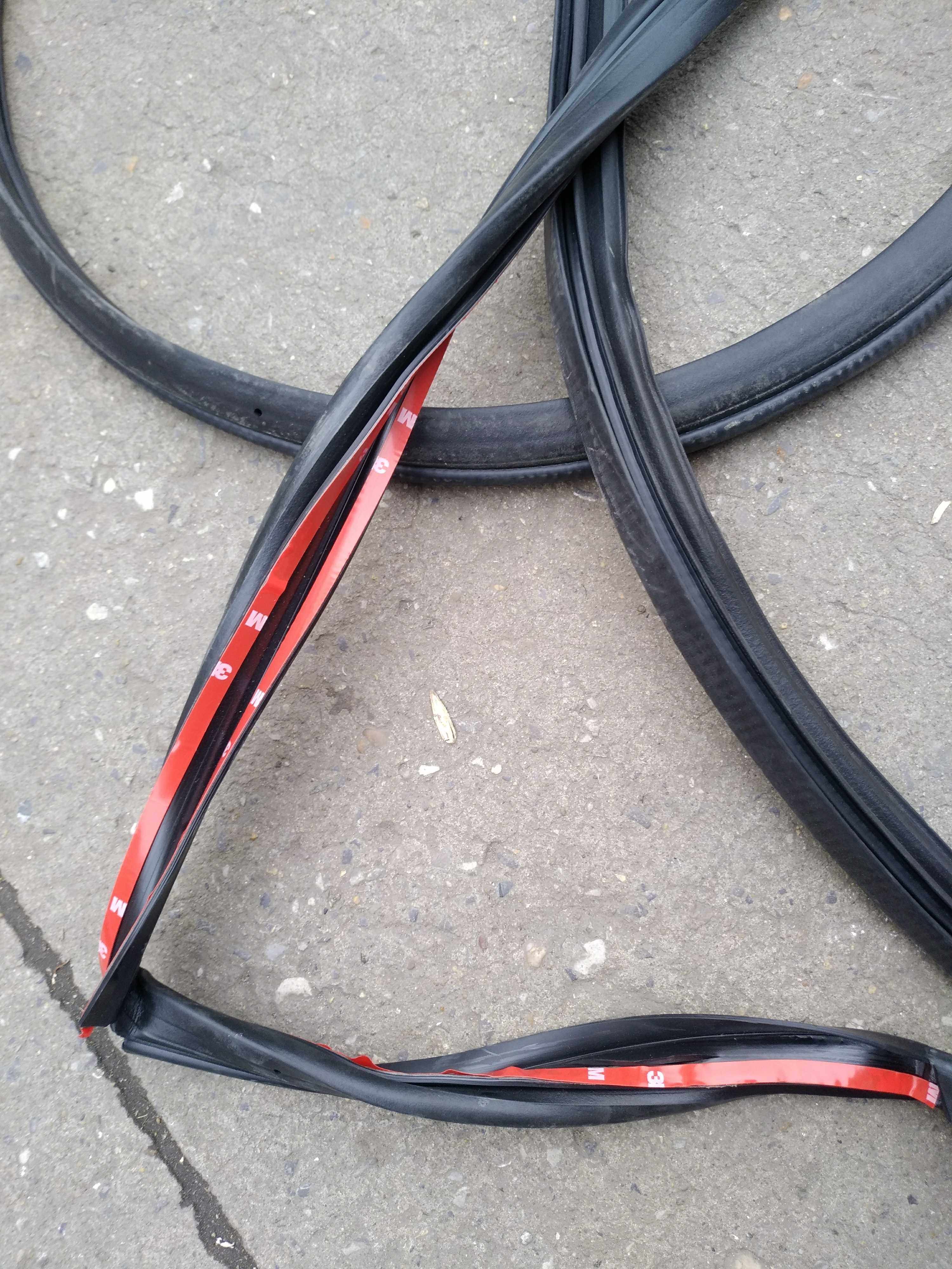 新品跃进帅虎h500     前门框密封条