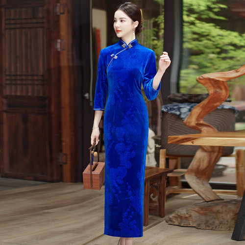 金丝绒旗袍2025秋中年女妈妈大码