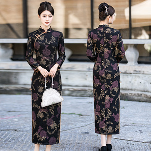 新中式加绒加厚旗袍新款2025秋冬季新款改良长款长袖中年妈妈大码