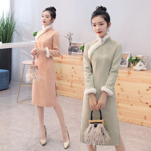 毛呢雪花绒加厚旗袍冬装年轻款少女改良版兔毛领中长款长袖连衣裙