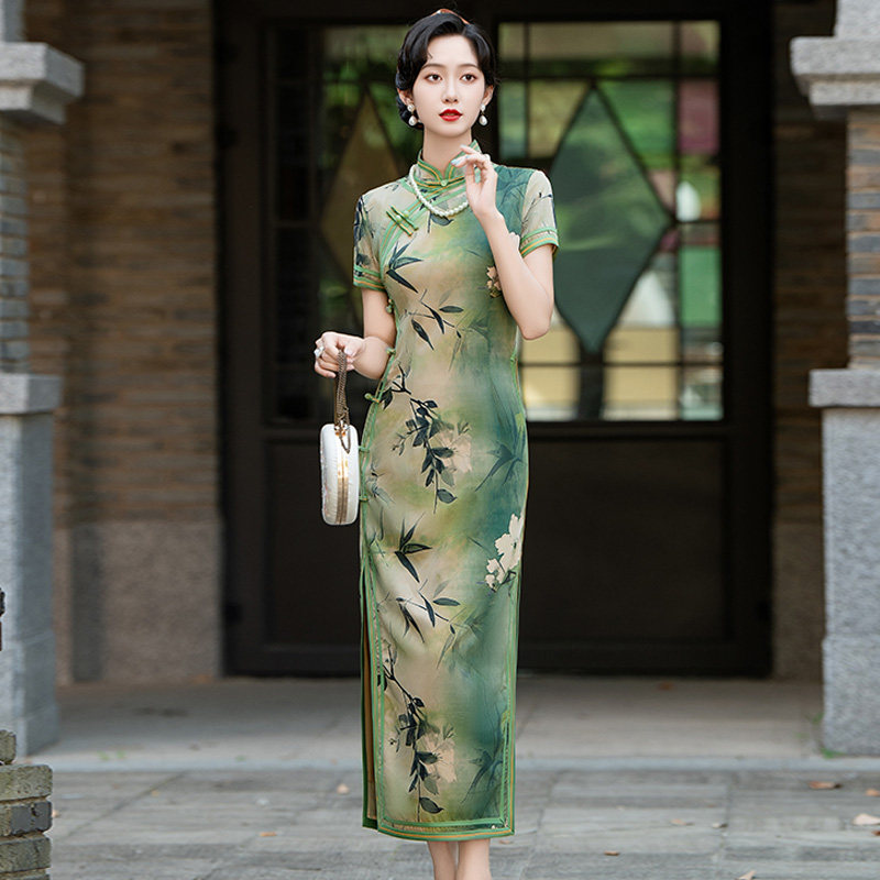 绿色真丝缎侧八扣旗袍长款夏秋款